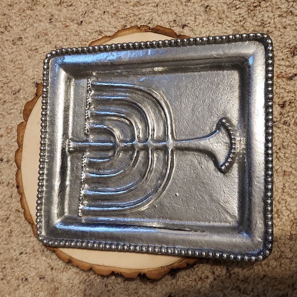 Mud Pie Other - Mud Pie Silver Metal Menorah Design Plate with Box